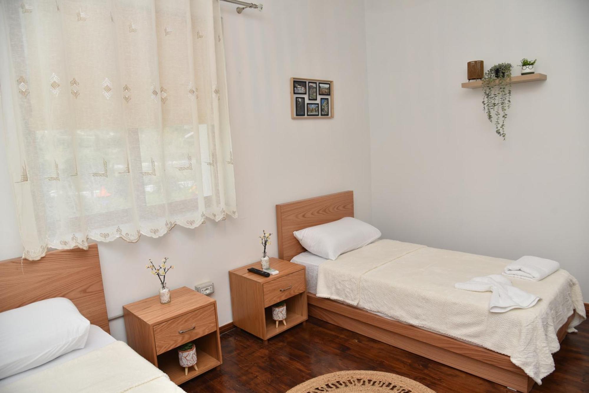 Woodland Apartment Berat Bagian luar foto